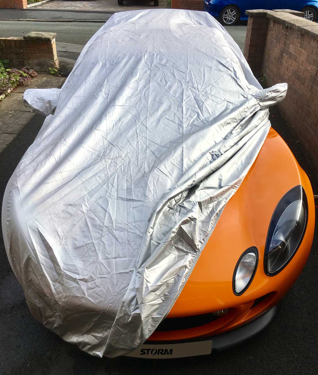 Voyager Lightweight Outdoor Car Covers – The Perfect Summer Protection for Your Vehicle